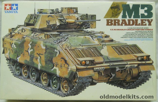 Tamiya 1/35 M3 Bradley Infantry Fighting Vehicle, 3631 plastic model kit
